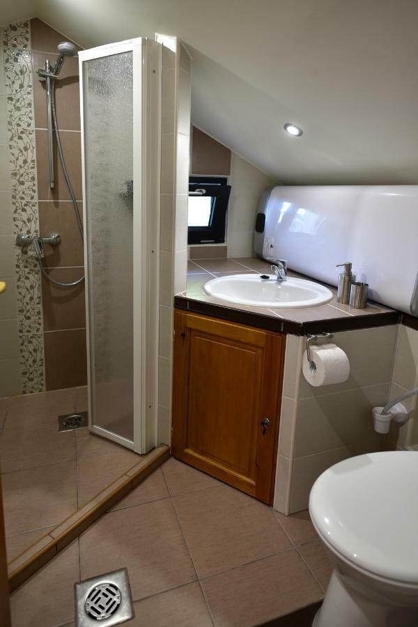 Siraly Apartman Hajdúnánás Buitenkant foto