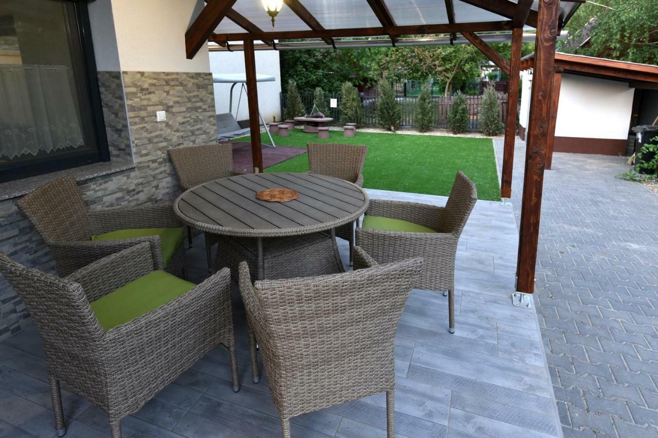 Siraly Apartman Hajdúnánás Buitenkant foto
